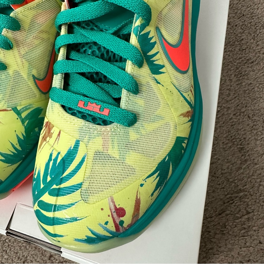 Special edition New w/box Nike Lebron IX Low Shoes,Men’s 7.5- Women’s size 8.5/9 - Picture 9 of 15